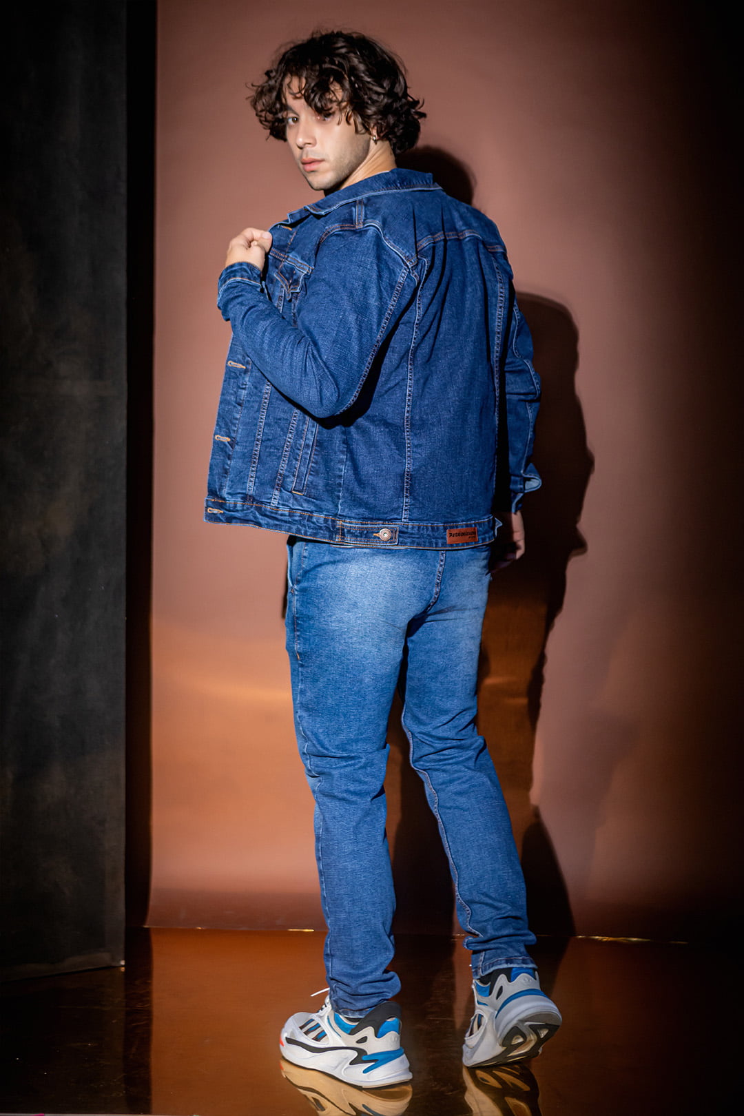 Image hover effect image